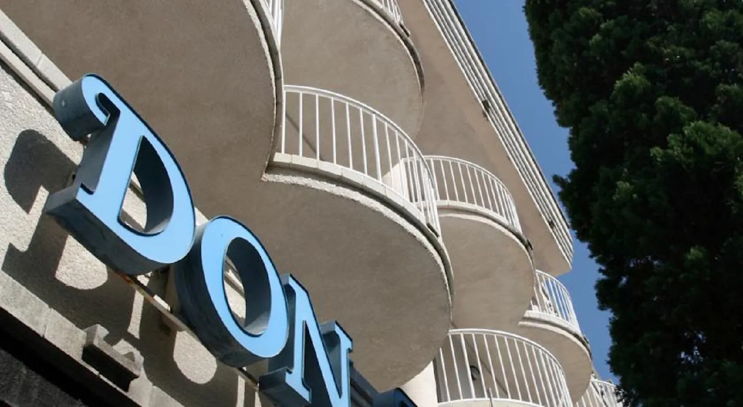 Hotel Don Juan Tossa Tossa de Mar 4*,