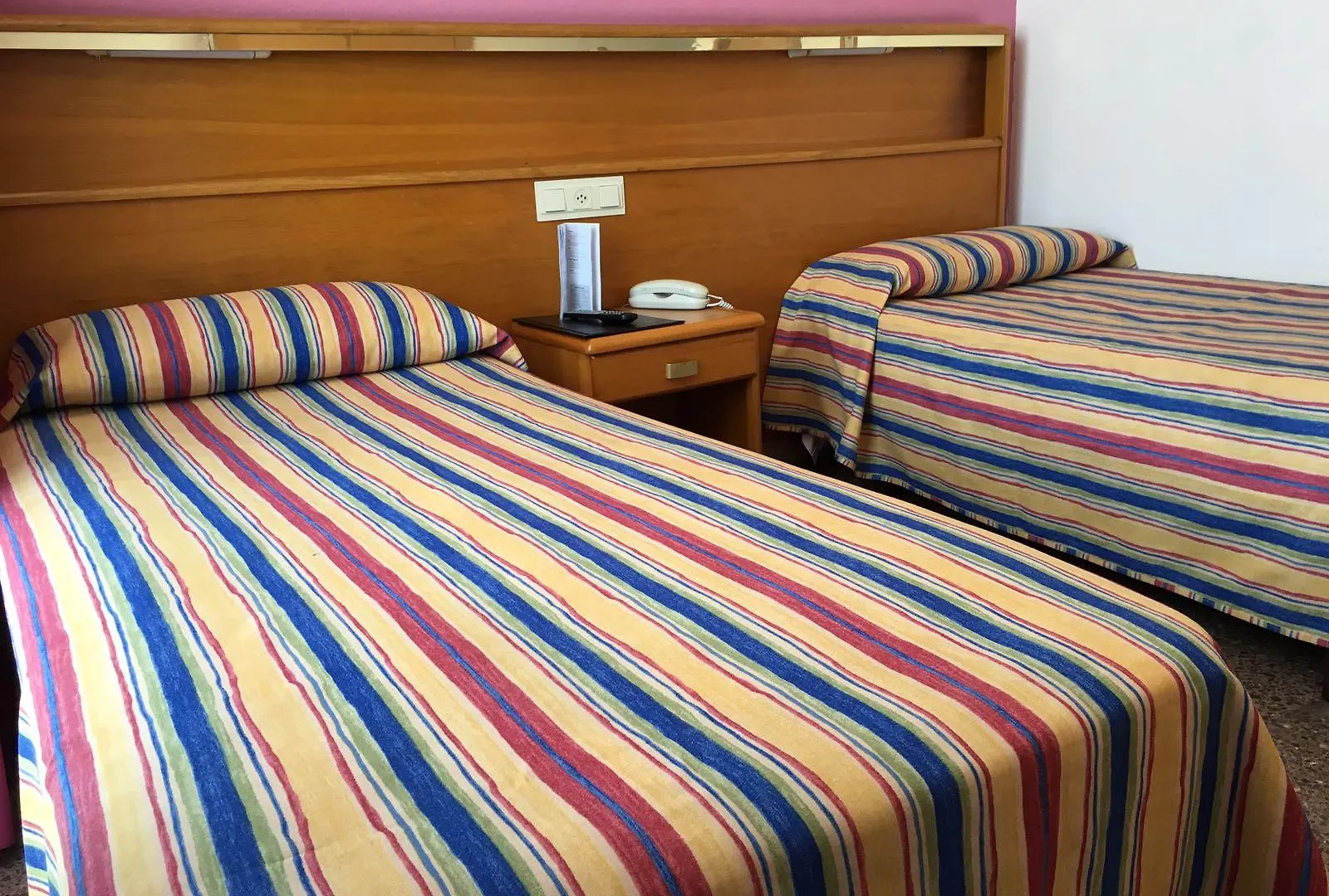 Hotel Don Juan Tossa トッサ・デ・マール